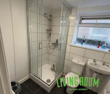 1 bedroom in a house share to rent - Photo 6