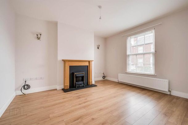 30 Breton Gardens, Lisburn, BT28 3YZ - Photo 1