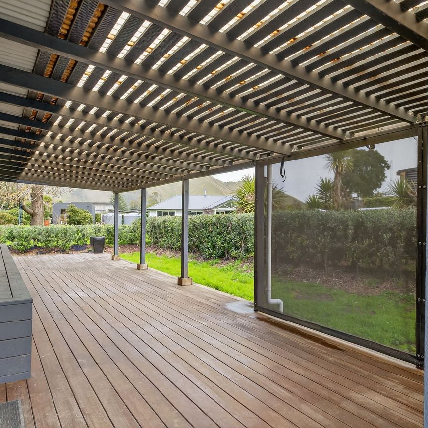 Tidy House For Rent! (3 Bedroom House) - Photo 1