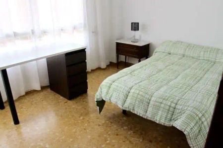 Piso de alquiler en Carrer del Mestre Serrano, 6, Moncada - Photo 2