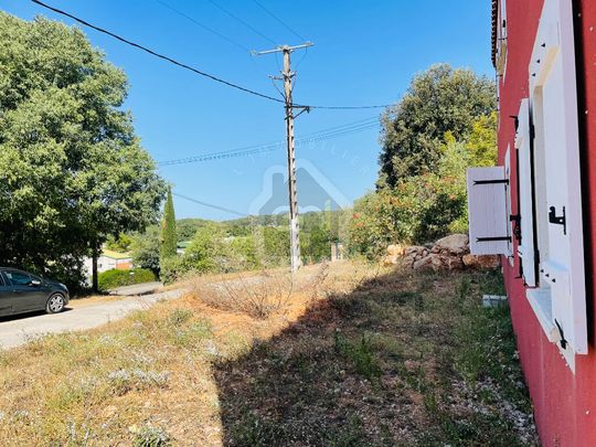 Appartement en rez de jardin à louer à Barjols 3 pièce(s) 38 m2, - Photo 1