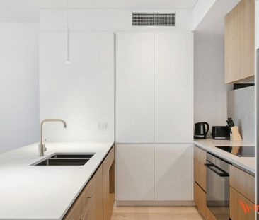 Florin Jolimont: Furnished Modern Elegance in a Leafy, Eco-Luxury S... - Photo 5