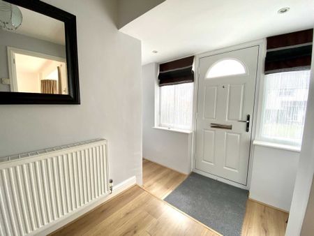 3 bed End of Terrace for rent - Photo 4