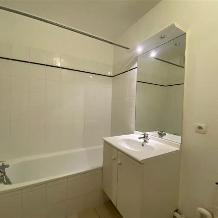 Location appartement 2 pièces - 45m² à Cenon (33150) - Photo 4