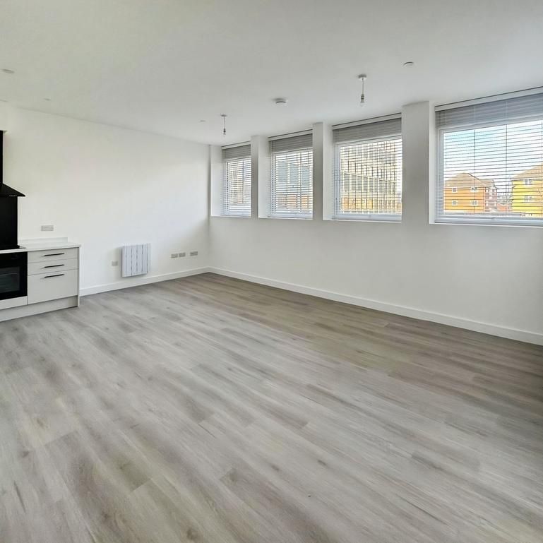 1 bedroom penthouse to rent - Photo 1