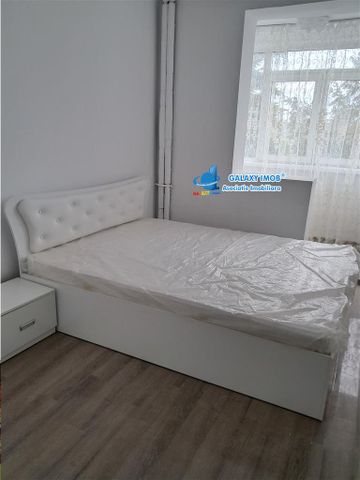 de inchiriat aprtament cu 3 camere cf 1 TRIVALE prima inchiriere - Fotografie 5