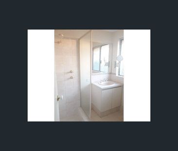Master Rm/16A Marquis Street, Bentley, WA 6102 - Photo 6