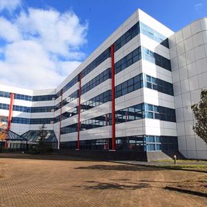 Stafford Park 10, Telford - Photo 2