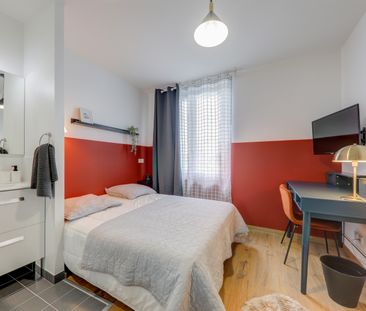 VENISE D Roommate 3 Bedrooms at Villeurbanne - Photo 1