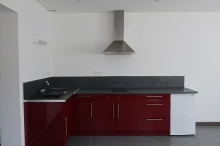 Appartement RUE DU PETIT DELBOURG - Photo 2