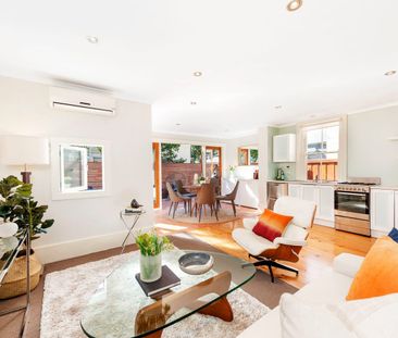 Contemporary Urban Living in the Heart of Crows Nest - Photo 3