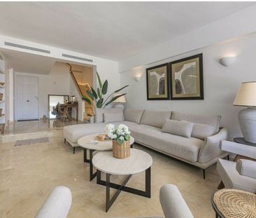 Alquiler de dúplex en Calle Sierra Bermeja - Photo 5