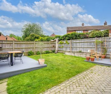 3 bed semi-detached house to rent in Broadcloth, Cranbrook, TN17 - Photo 1
