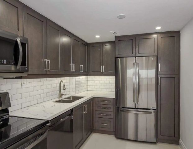 Northview Terrace Apartments — BEAUTIFUL RENOVATED OVERSIZED 2 BEDROOM - Photo 1