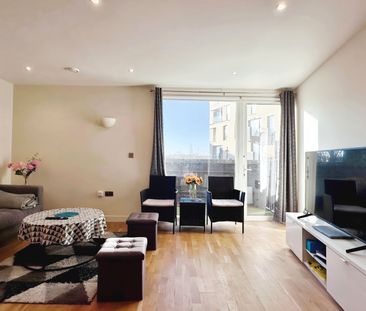 Burgess Springs, Chelmsford - Photo 2