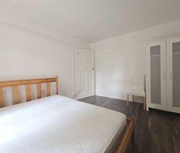 Canada Crescent, W3, Acton - Photo 5