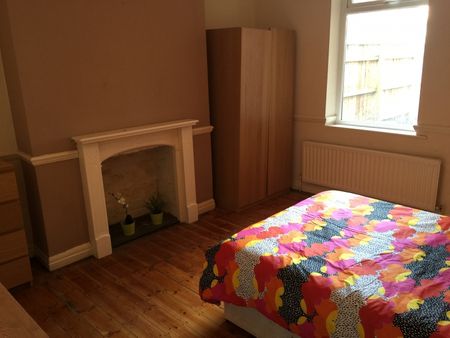 5 Beds Meldon Terrace - Photo 5