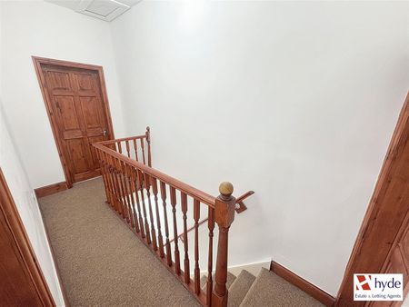 26 Heywood Road, Sale, M33 3WB, M33 3WB - Photo 3