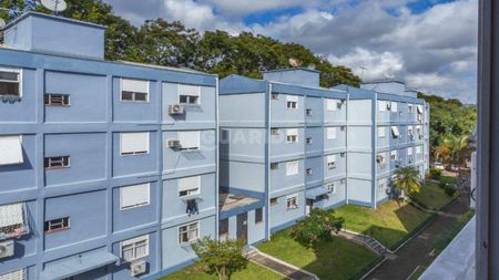 Apartamento semi mobiliado com 2 dormitórios no bairro Camaquã - COD: 25659 - Photo 2