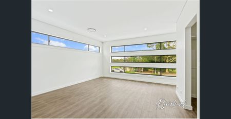 Beautiful Family Home - Photo 2