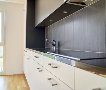 Neuwertige 2.5 Zimmer-Wohnung in Tentlingen - Photo 3