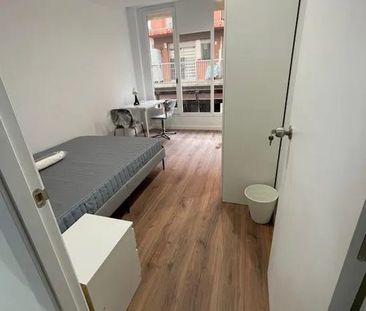 Plaça de Pep Ventura, Badalona, Catalonia 08912 - Photo 6