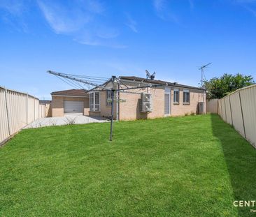 11 Port Macquarie Avenue, Hoxton Park, NSW 2171 - Photo 1