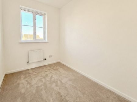 Bentley Drive, CM17, Harlow - Photo 5