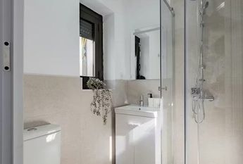 Carrer del Mestre Alberto Luz, Valencia, Valencian Community 46035