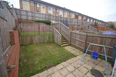 Glenmore Place, Tilehurst, RG30 - Photo 3