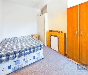 4 bedroom private hall to rent - Photo 6