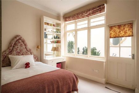 3 bedroom apartment to rent - Photo 4