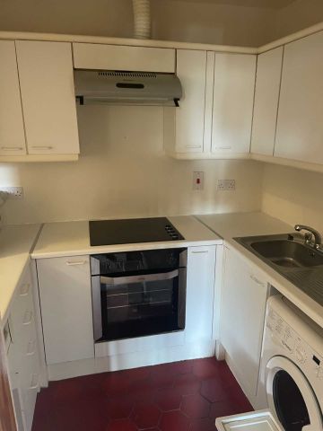 Clontarf, D03 NX24, Co. Dublin - Photo 5