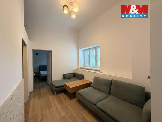 Pronájem bytu 2+1 48 m², Mlýnský ostrov 253, Zdice - Photo 1