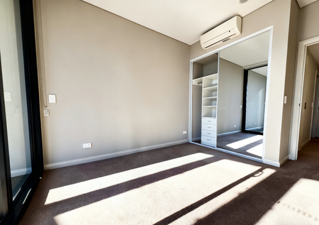 Modern & Stylish 1 Bedroom Apartment - Photo 4