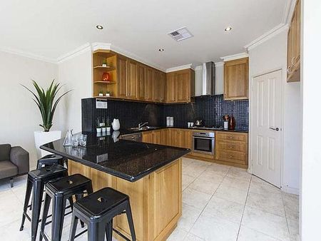 5/164 West Coast Highway, Scarborough WA 6019 - Photo 4