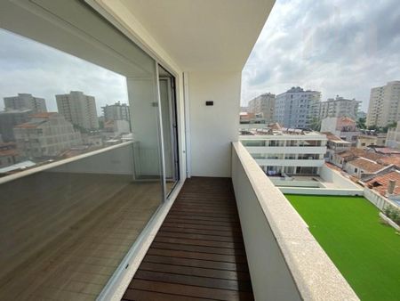 3 room luxury Apartment for rent in Constituicao (Cedofeita), Porto, Distrito do Porto - Photo 4