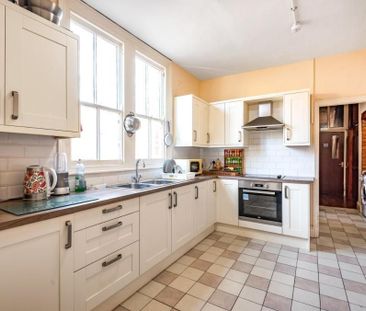 57 St Catherines, Lincoln, Lincolnshire, LN5 - Photo 5