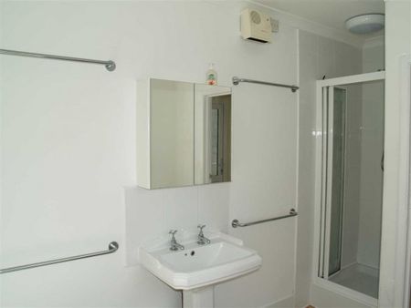 4 Bed - Clifton Place, Plymouth - Photo 5