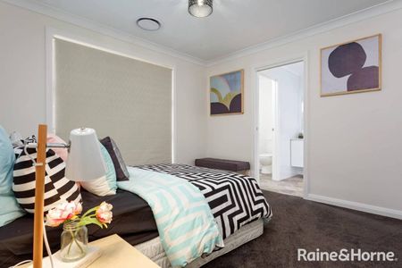 QUIET FAMILY LIVING IN ESTELLA - Photo 5