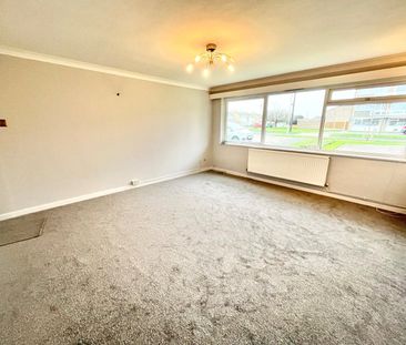 Dungannon Chase, Southend-on-Sea, Essex, SS1 3NJ - Photo 1