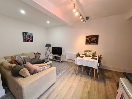 1 bedroom flat to rent - Photo 3