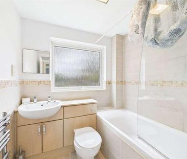 Fernley Court, Maidenhead, Berkshire, SL6 - Photo 5