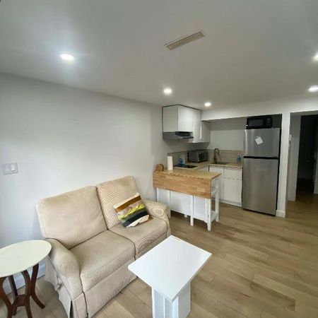 Chambre meublée avec accès direct – Tout compris – Maison avec piscine - Photo 4