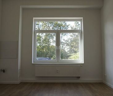 JUNGE PÄRCHEN AUFGEPASST - (KLEINE) 4 Zimmer-Wohnung sucht neue Mieter - Photo 1