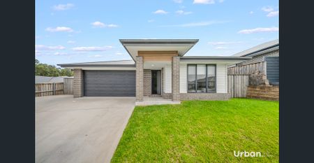 Modern 4-Bedroom Home in Greta – Perfect for Families or Professionals - Photo 5