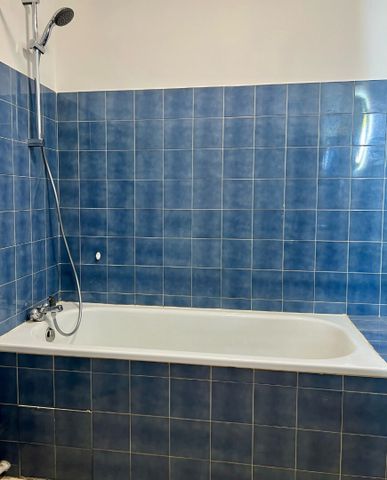 Location Appartement 2 pièces 49m² - Photo 3