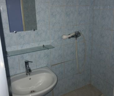 Location Appartement 2 pièces 30m² MARSEILLE 15ème - Photo 3