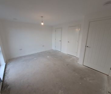 3 Bed Flat, Stockport Road, M13 - Photo 3