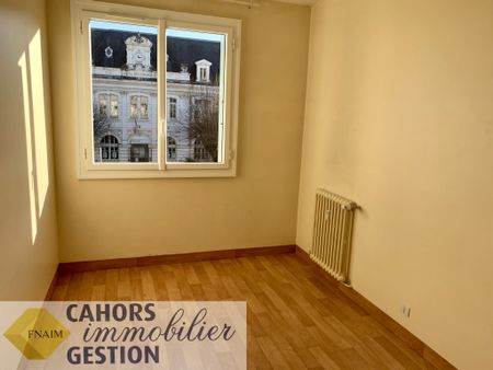 Location Appartement 2 pièces 33m² CAHORS 46000 - Photo 4